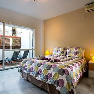 Descubrehome Sol Puerta Del Osario Terraza Privada Apartamento